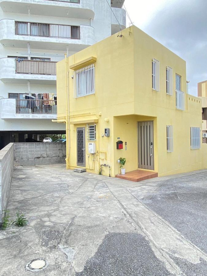 いえろーはうす Villa Okinawa Exterior photo